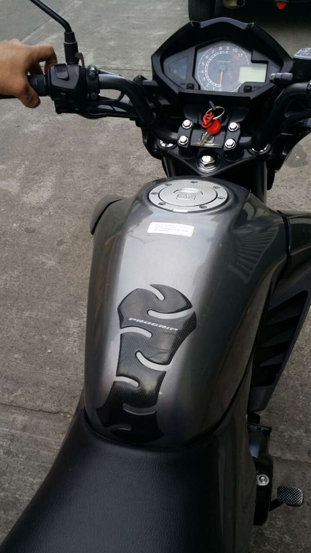 Moto honda invicta 150 en Bogotá Motos 380431