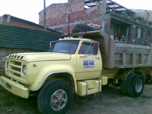Vendo volqueta dodge modelo 1978 publica motor dt en Cundinamarca - Autos |  24269