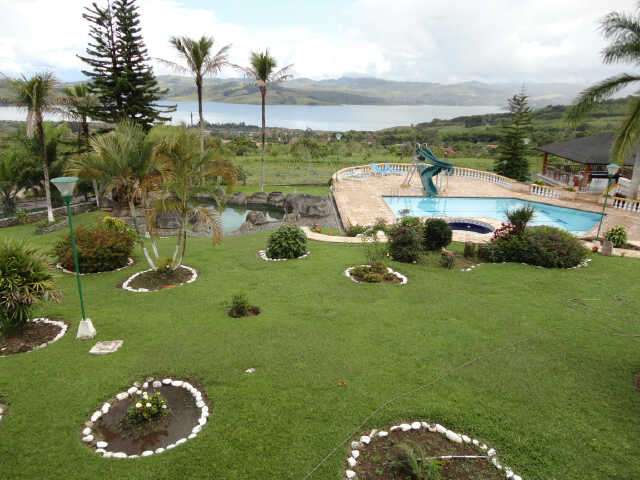 Se vende hermosa finca en el lago calima con espectacular ...