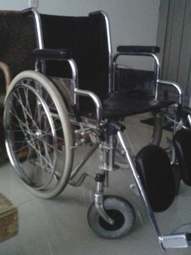 Vendo silla de ruedas usada en Bogotá - Otros Artículos | 339847