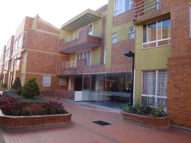 Venta de casa en conjunto cerrado de hayuelos en Bogotá - Casas en venta |  366837